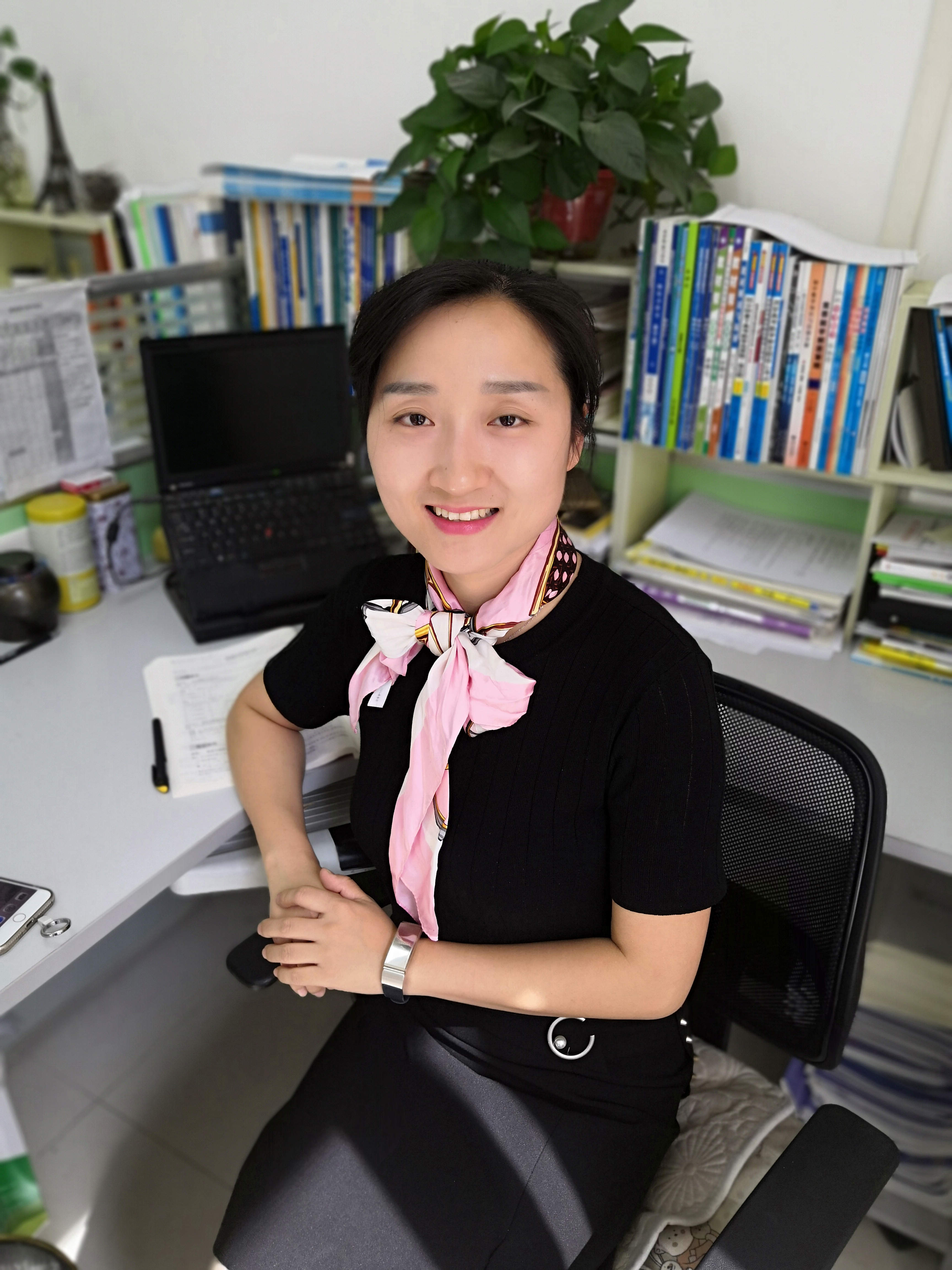 1591655990187335.jpeg 1马翠照片_副本.jpg