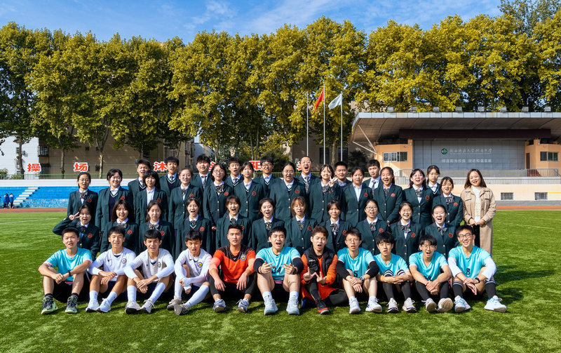 1635132986225643.jpeg 高二2.jpg